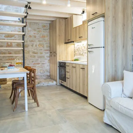 E Loft * Spartokhorion