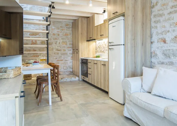 E Loft * Spartokhorion